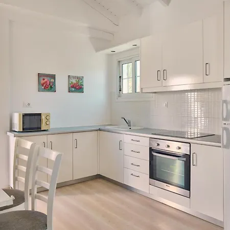 וילה Lito Periyali *